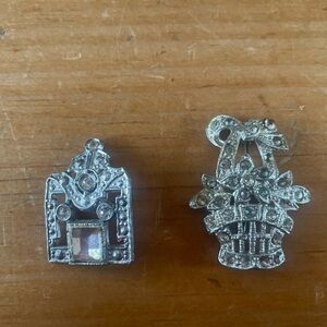 Set of two Art Deco marcasite-style brooches